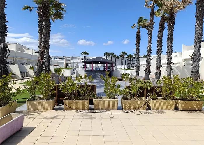 Appartement Naturiste Cap D'agde Jardin D'eden 105 - Réservé Aux Couples - Piscine